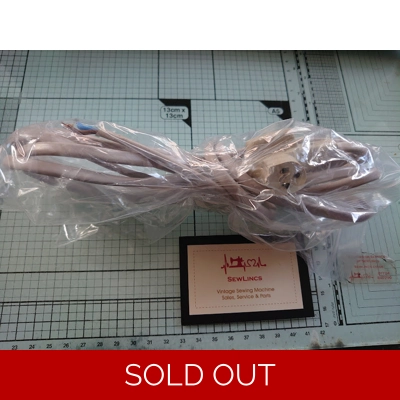 Singer 300 series small harness lead title=